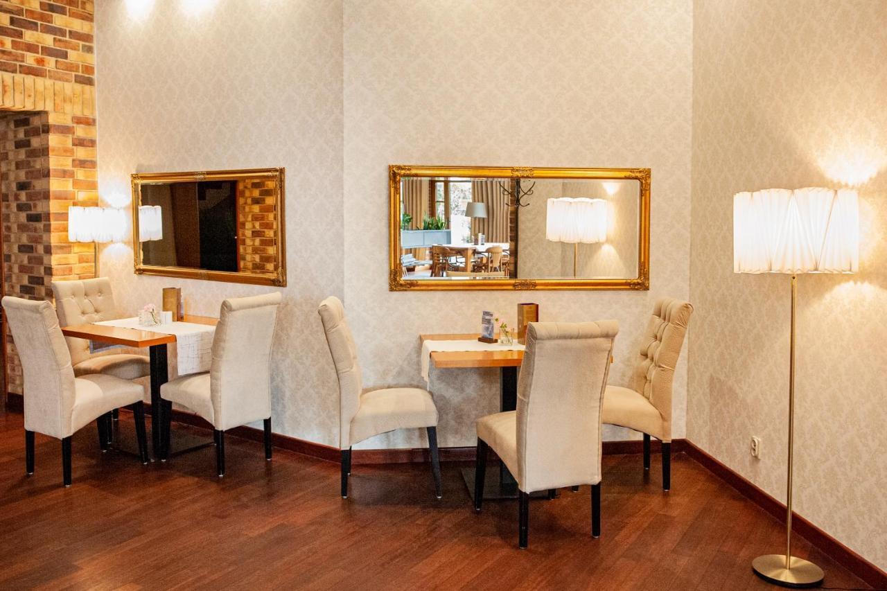 Hotel Spichlerz Lubawa Екстериор снимка